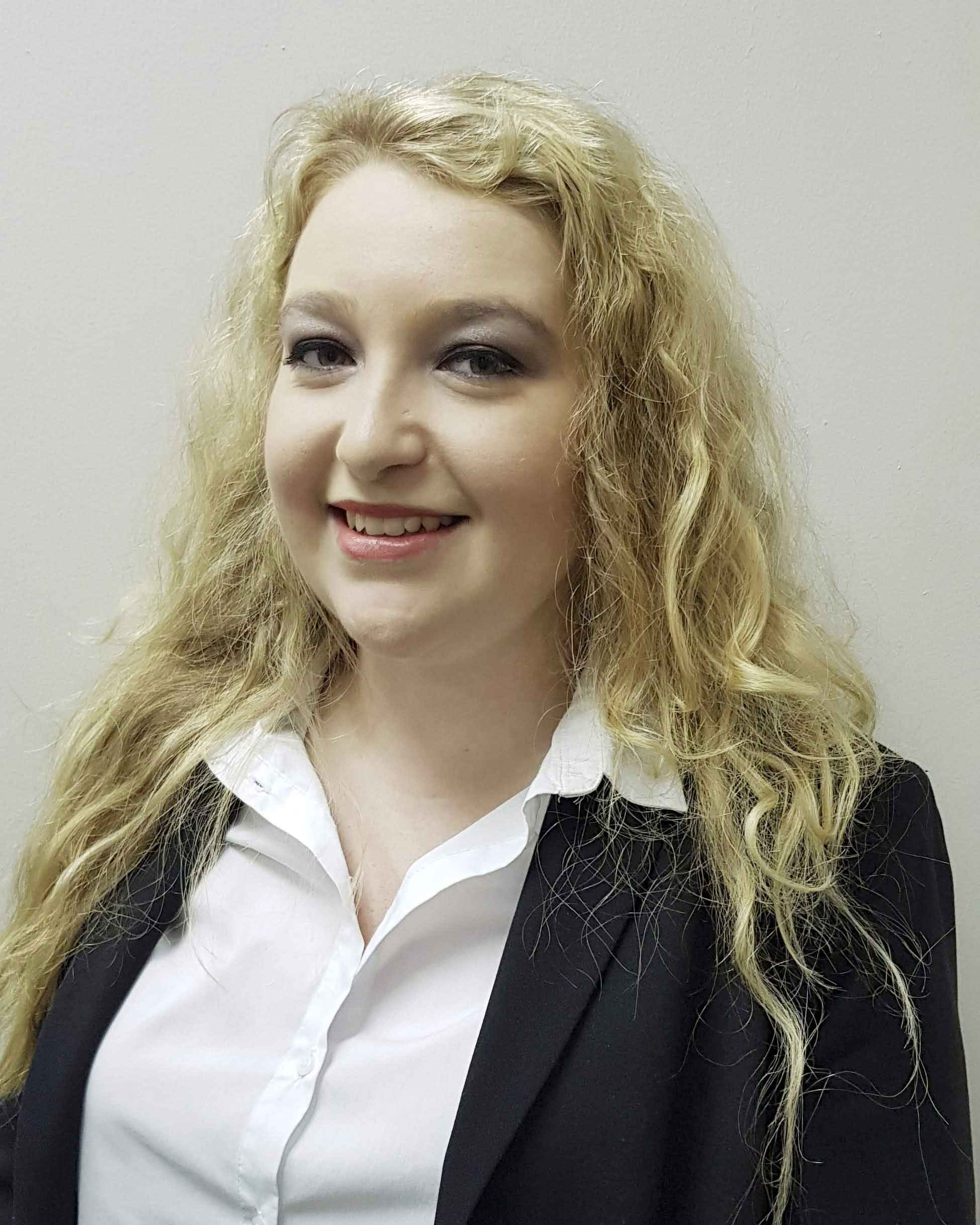 Lara Thomas